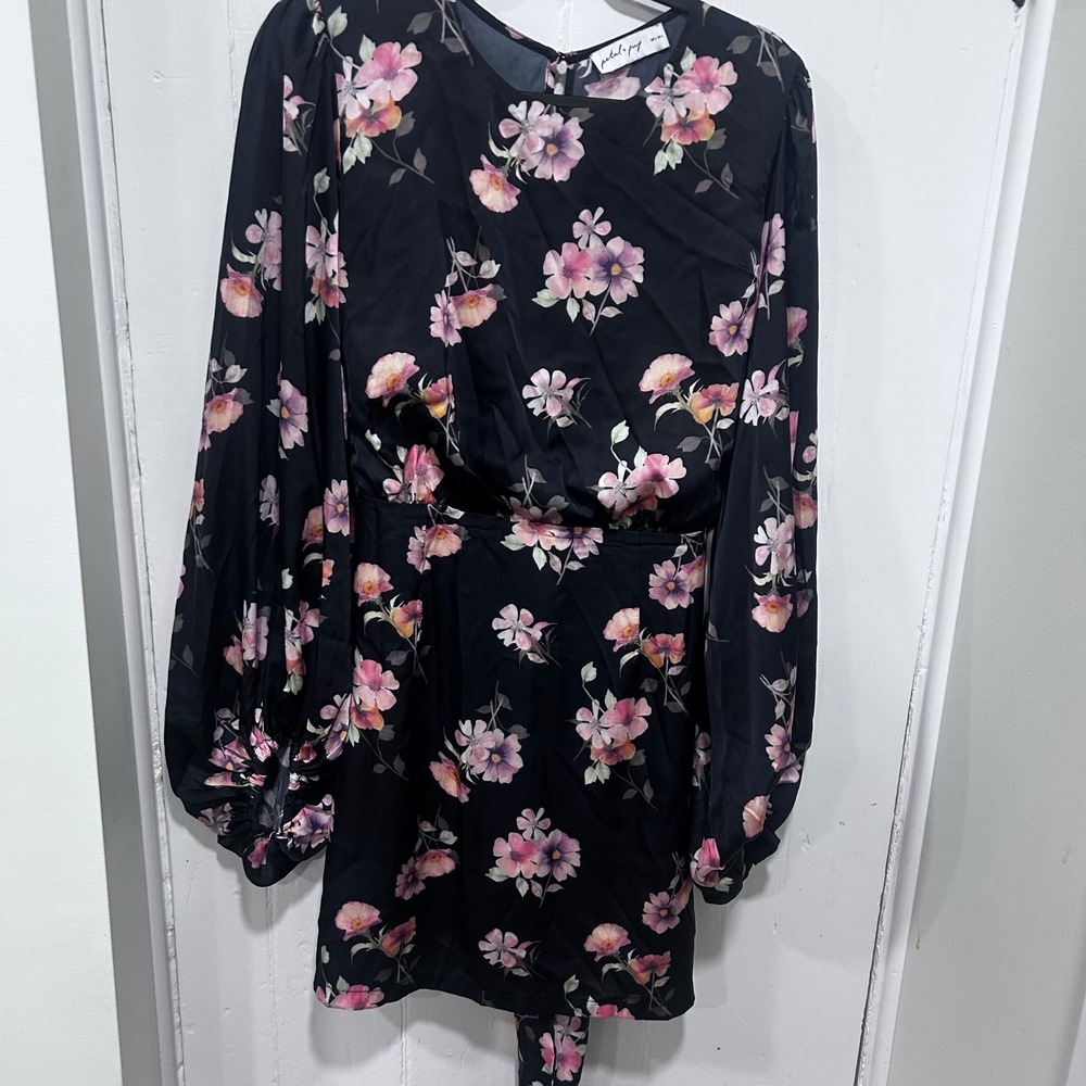 Petal + Pup Black Floral Balloon Sleeve Tie Back Mini Dress Size L